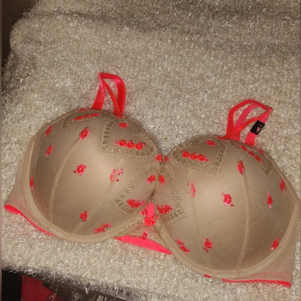 Victoria's Secret 36DD Sexy Push Up Bra β£οΈ BRAND NEW - Picture 4 of 6